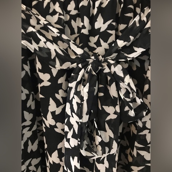 Motherhood Maternity Sleeveless Dress Butterflies Size Large - Picture 4 of 8